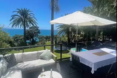 Image de Private Water Front Paradise