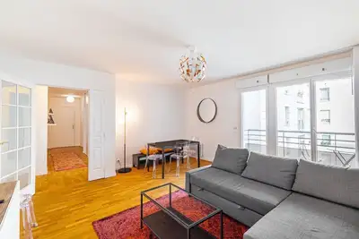 Image de GuestReady - Séjour Calme à Suresnes