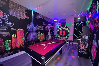 Image de Flamingo's Resort/ Heated Pool/ 5 Bedrooms/ Pool Table/ Game Room