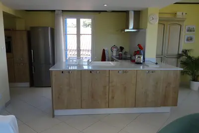 Image de Appt 50m² au coeur du village provencale de Giens E1