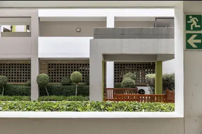 Image de Comfortable, Affordable, & Stylish Apartment