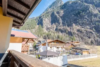 Image de Apartment with Balcony