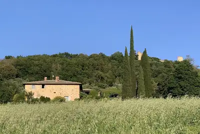 Image de Podere Fontebernardi, authentic Tuscan farmhouse overlooking Pienza.