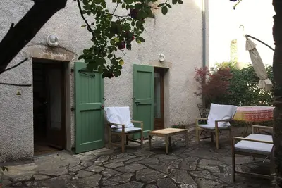Image de Maison perchée sur les hauteurs cévennoles