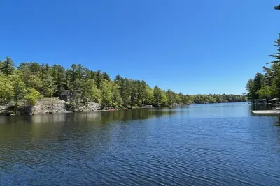Image de Traditional Lake Muskoka Cottage