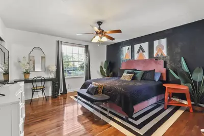 Image de Pool Home-Spacious-Prime Location-Family Friendly-Pet Friendly