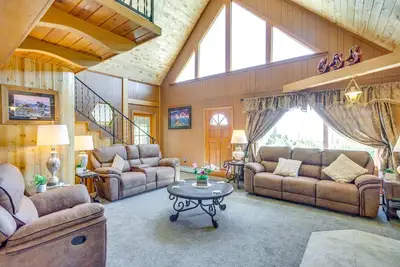 Image de Sunny Cedaredge Home w/ Mtn Views - Hike & Fish!
