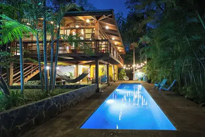 Image de Playa Avellanas: A charming Balinese style house just 5 mins from the beach.