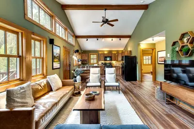 Image de Hike, Bike, Raft: Colorado Home Near Crested Butte