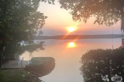 Image de Lakefront Retreat