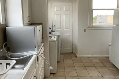 Image de 3 bedrooms Unit on Central Albany Ca