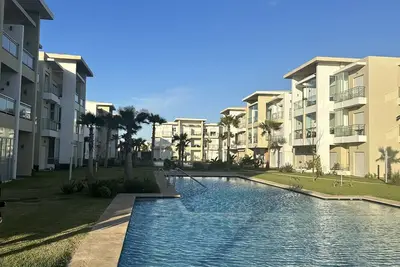 Super appartement vue sur mer pied dans l’eau