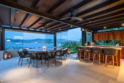 Image de Beachfront View Paradise at Kupuri