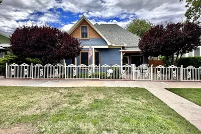 Image de Pleasant Downtown Haven *0. 3 Miles *Pet Friendly