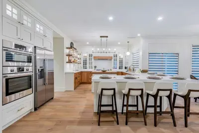 Image de Luxury 5br Home w/ Theatre & Nanny Suite