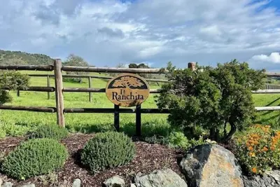 Image de This house is a 2 bedroom(s), 2 bathrooms, located in Arroyo Grande, Ca.