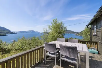 Image de Cozy and unassuming cabin with fantastic views
