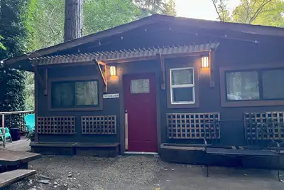 Image de Creekside Cabin is great for families & couples-Come enjoy Santa Cruz Mountains!