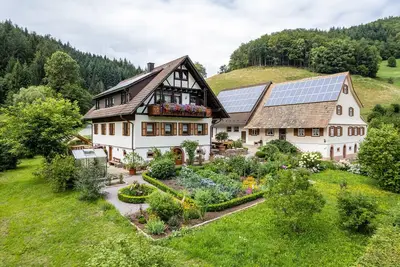 Image de Appartement \"Am Döttelbach\" avec vue sur les montagnes, terrasse privée et Wi-Fi