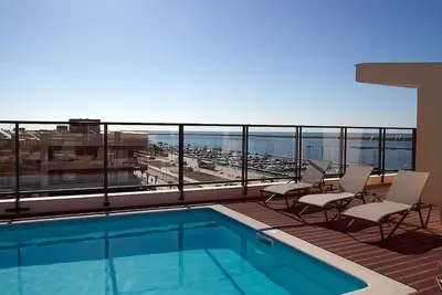 Comfort and Relaxation! Swimming Pool, Pet-friendly! Close to Armona Ria Beach