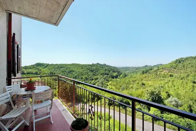 Image de Appartement \"Casa Vera\" avec vue sur les montagnes, terrasse privée et Wi-Fi