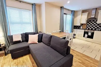 Image de Large Spacious 2bed with small patio Wifi