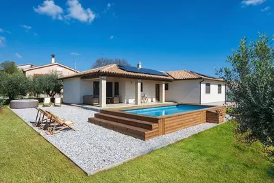 Image de Maison de vacances pour 6 personnes env. 140 qmà Valtura, Istrie (Côte sud de l'Istrie)