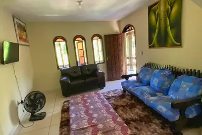 Image de Greenhouse 5mi from Itauna beach/surf/lagoon (free surf lesson)