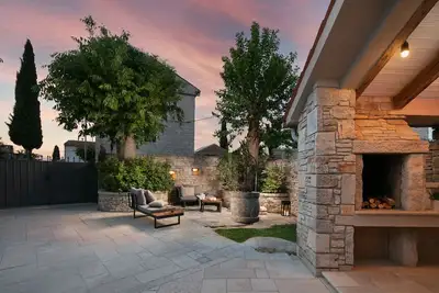 Image de Comfort Residence with private service located in a tranquil village of Burići