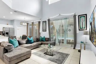 Image de Last Minute Disney Getaway! Private Pool, Hot Tub & Games Room. Book Now! #72125