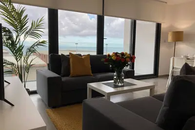 Image de E1 Suites & Spa - Aparthotel Living in Gibraltar - Gym & Spa Included