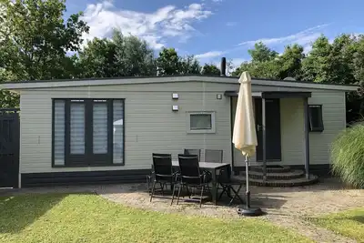 Image de Kite House 126: Lovely chalet with sheltered garden & lounge