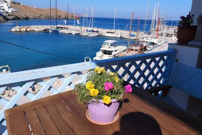 Image de Glaros cosy home, with incredible sea view, in front of the Astypalaia harbor