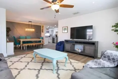 Image de The Good Vibes House- Close to Airport Soho Dtown