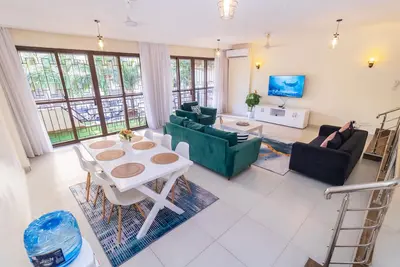 Image de Executive Three Bedroom Apartment With a Pool in Nyali 5min Drive to the Beachi