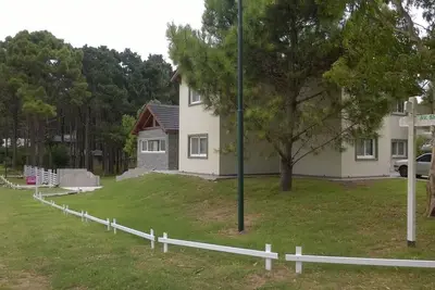 Image de Casa en Alquiler Pinamar Shaw