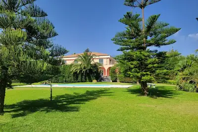 Image de Villa surrounded by greenery with swimming pool, Zagara suite