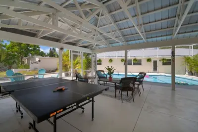 Image de The Mangos Beach House - Sleeps 26