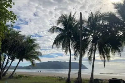 Image de Luxurious Villa steps to kid friendly beach, high speed internet