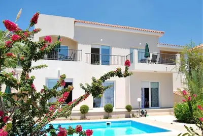 Image de pegeia villa close to town hall with fabulous view