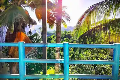 Image de Huge gorgeous, 1 bed with new pool, 5 mins from everything, balcony jungleview