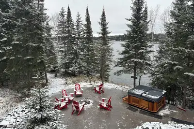 Image de Lakefront, Drive up Cottage on Black Sturgeon Lake