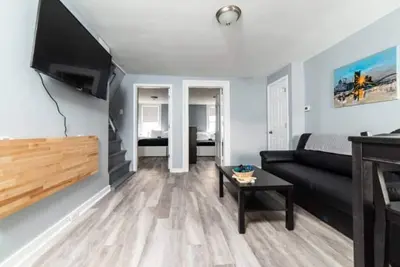 -- Agh Walkable - Free Parking - Washer & Dryer --