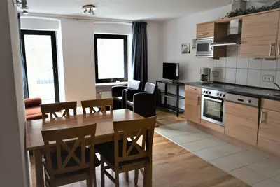 Image de App. 4 Pers. 2 Schlafzimmer mit eigenen Badezimmer. 2 Balkonen alle mit Moselblick