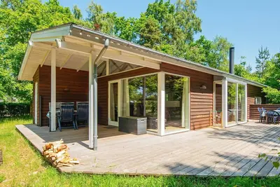 Image de Maison de vacances pour 4 a Glesborg-By Traum