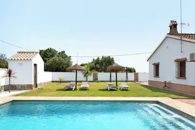 Image de Maison de vacances 'Sonia Y Nuria' avec piscine privée, Wi-Fi et climatisation
