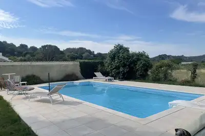 Image de À 5 minutes d'Avignon, belle villa avec piscine