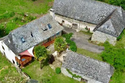 Image de Country bed and breakfast farmhouse in the heart of Aveyron in Le Goul valley.