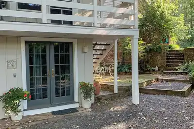 Image de Idyllic Cottage in picturesque setting, minutes from Frenchtown!