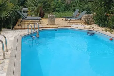 Image de Très grande maison avec piscine et jaccuzzi située à 30 min au Nord d'Angoulême.